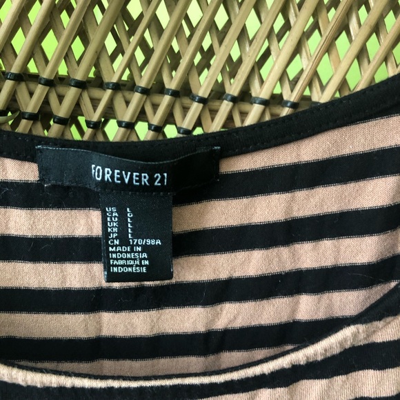 🌿2/20 striped bodycon dress - Picture 2 of 3